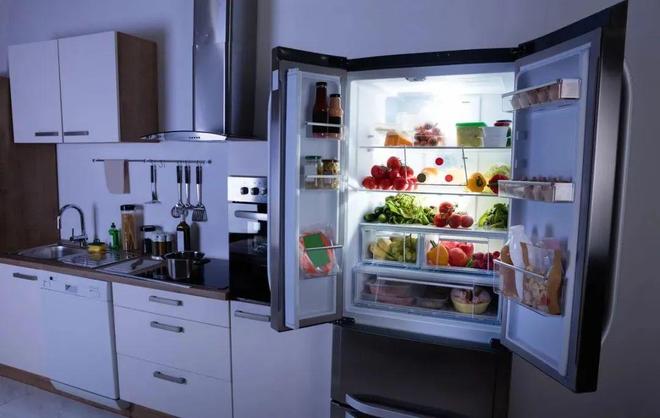 破常规不把冰箱放厨房实用性太强了！尊龙凯时链接现在的年轻人就喜欢打(图6)