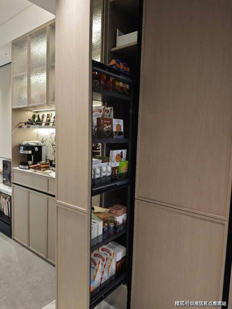 欢迎您-地址-价格-户型-小区环境-楼盘详情-交房时间-周边配套-售楼处电话凯时尊龙人生中环置地中心(营销中心)首页网站-中环置地销售(售楼处)-楼盘(图5)